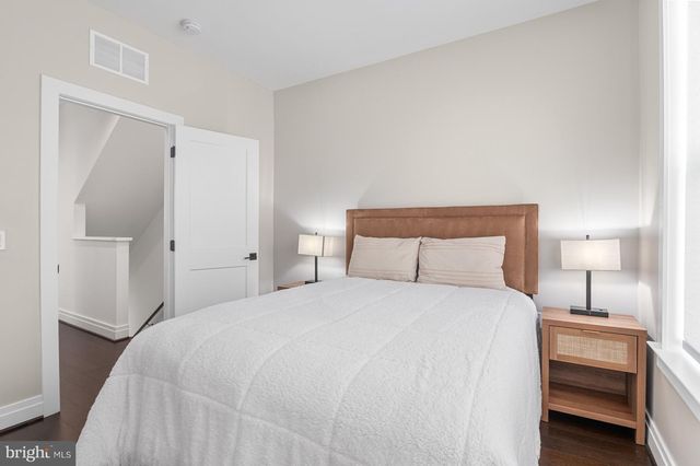 213 MONTGOMERY ST, Alexandria, VA 22314