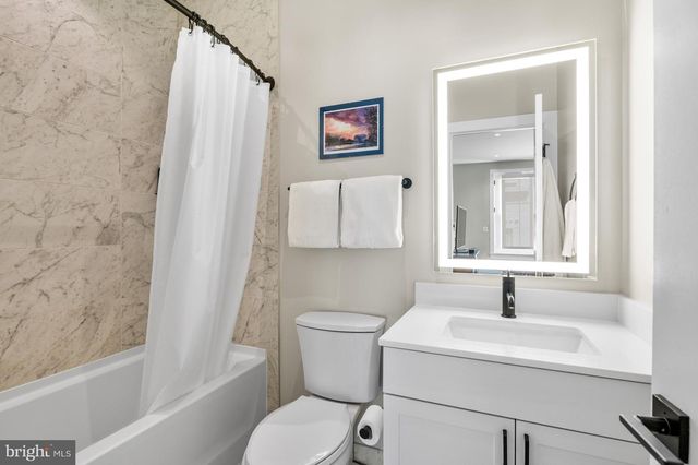 213 MONTGOMERY ST, Alexandria, VA 22314