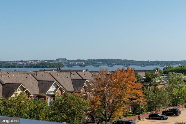 213 MONTGOMERY ST, Alexandria, VA 22314