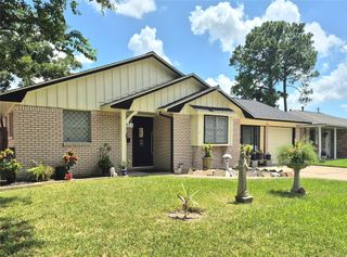 854 Shawnee Street, Houston, TX 77034