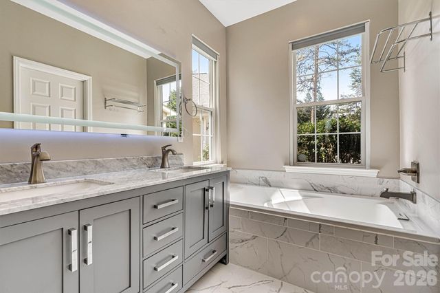 4586 Lynwood Road, Sherrills Ford, NC 28673