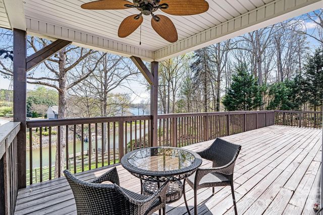 4586 Lynwood Road, Sherrills Ford, NC 28673