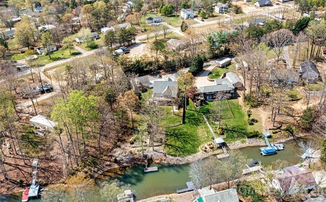 4586 Lynwood Road, Sherrills Ford, NC 28673