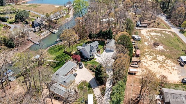 4586 Lynwood Road, Sherrills Ford, NC 28673