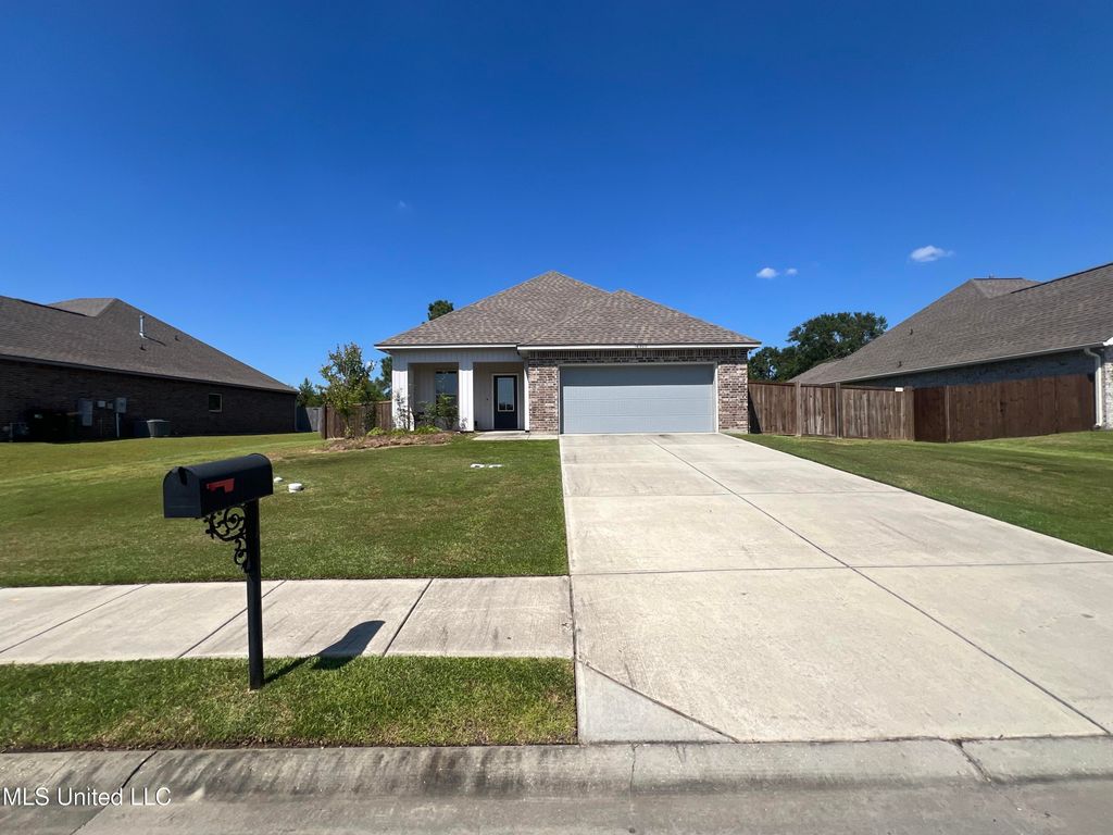 16309 Millsaps Avenue, Gulfport, MS 39503
