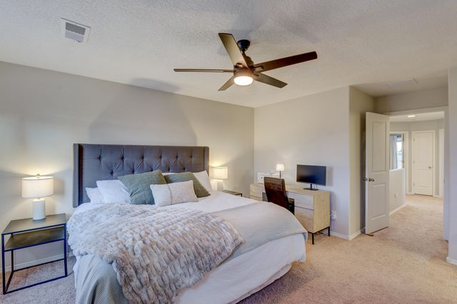 6820 Oasis Canyon Road NW, Albuquerque, NM 87114