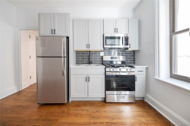 4516 39th Place, Sunnyside, NY 11104