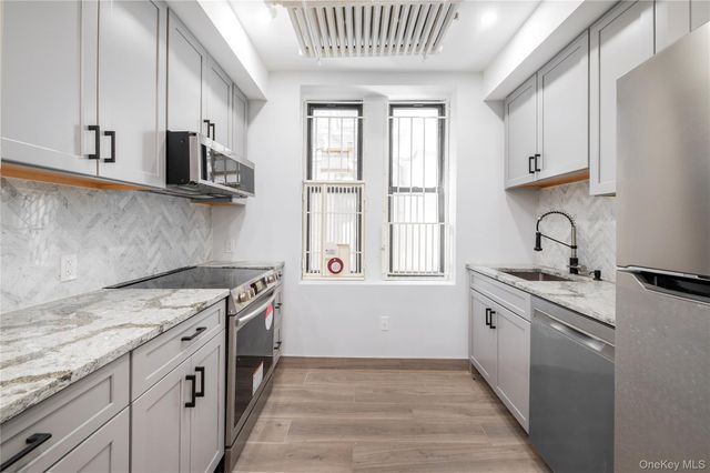 4516 39th Place, Sunnyside, NY 11104