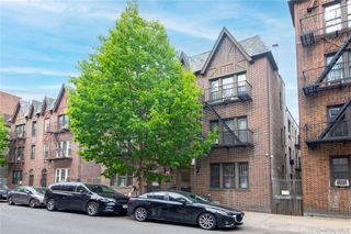 4516 39th Place, Sunnyside, NY 11104
