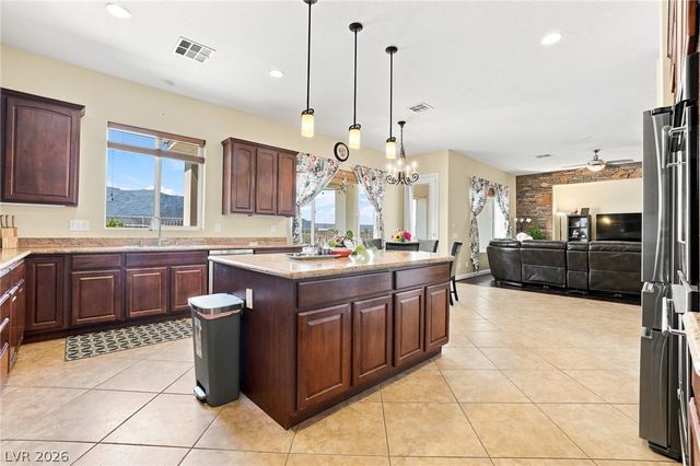 7208 Crandon Park Avenue, Las Vegas, NV 89131
