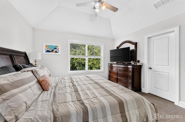 316 Broadway, Keyport, NJ 07735