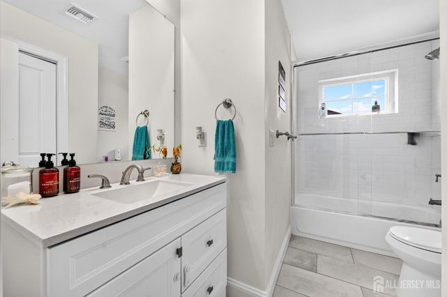 316 Broadway, Keyport, NJ 07735