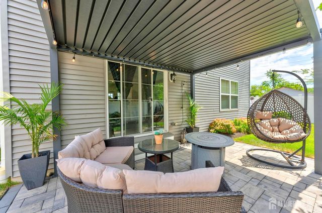 316 Broadway, Keyport, NJ 07735