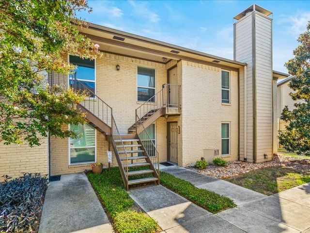 10650 Steppington Drive 237, Dallas, TX 75230