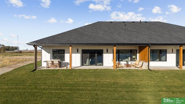 27507 Heron Street, Valley, NE 68064