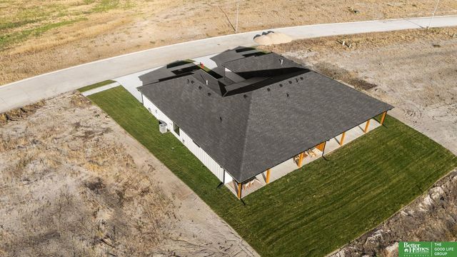 27507 Heron Street, Valley, NE 68064