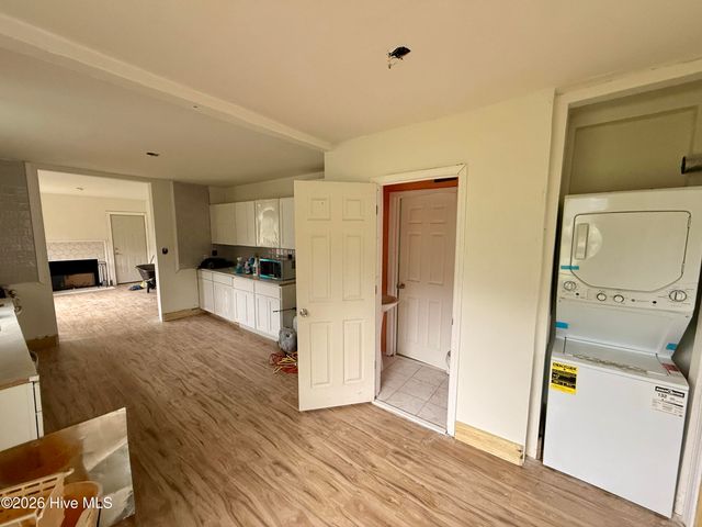 315 Woodlawn Drive, Kinston, NC 28501