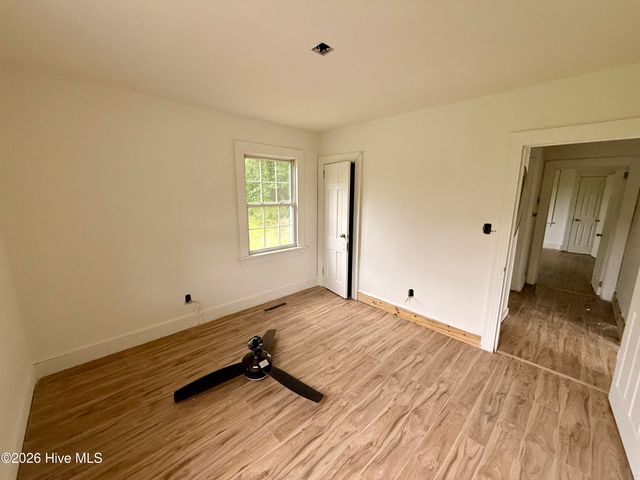 315 Woodlawn Drive, Kinston, NC 28501