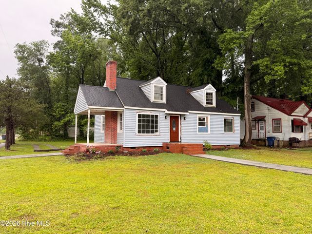 315 Woodlawn Drive, Kinston, NC 28501
