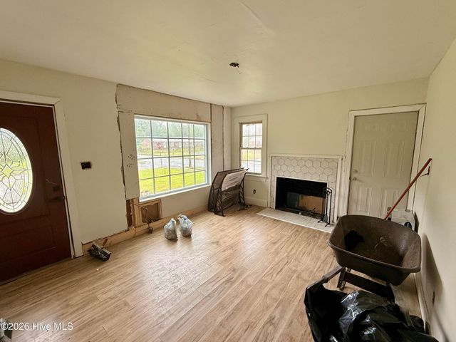 315 Woodlawn Drive, Kinston, NC 28501