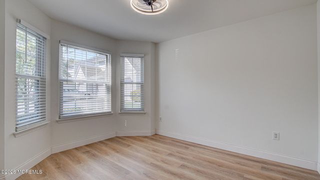 39 Poplar Place, Freehold, NJ 07728