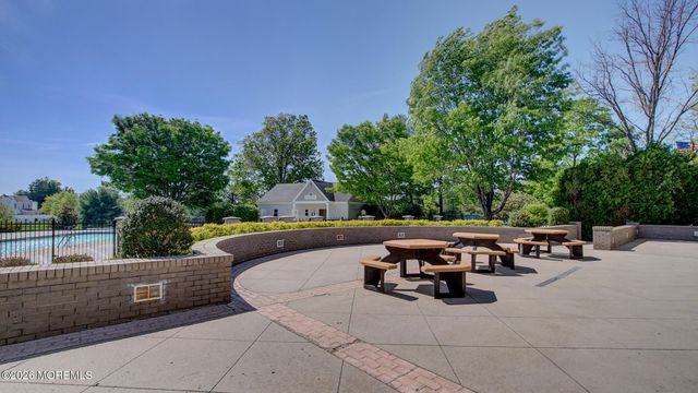 39 Poplar Place, Freehold, NJ 07728