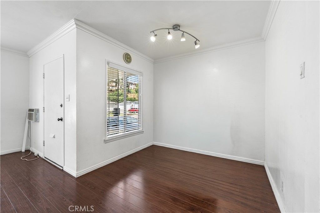 Image 5 of property listing at 1034 Loma Verde, Monterey Park, CA 91754