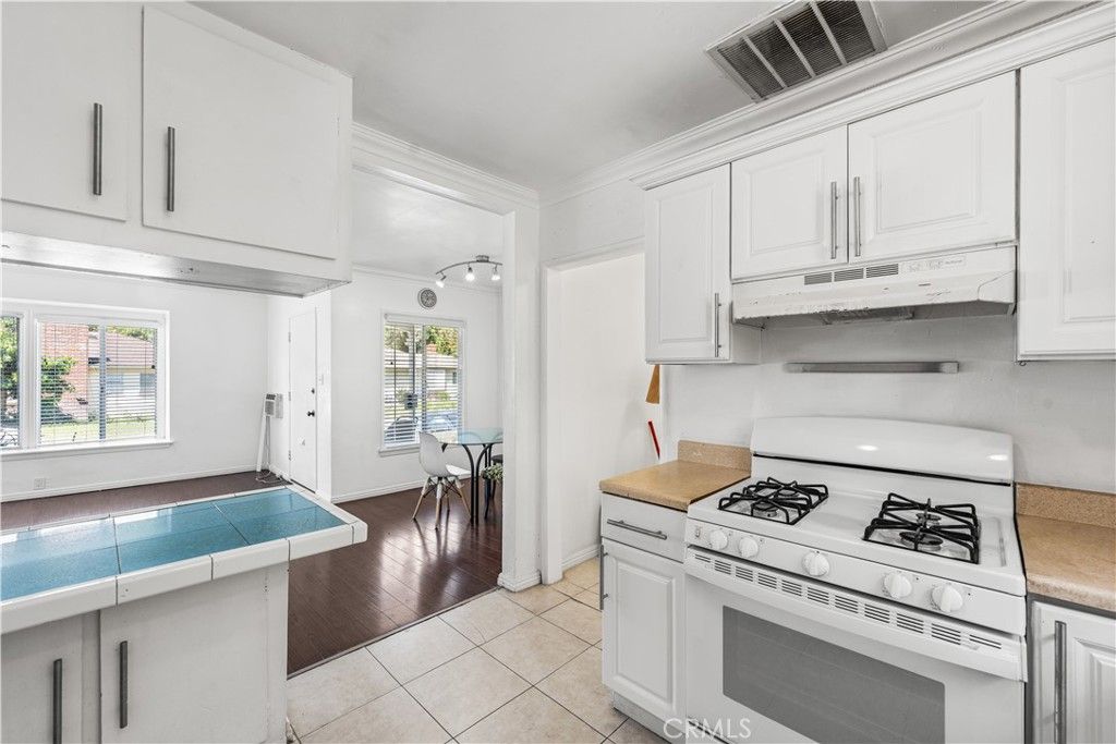 Image 9 of property listing at 1034 Loma Verde, Monterey Park, CA 91754