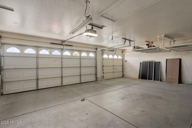 10773 W TONOPAH Drive, Peoria, AZ 85373
