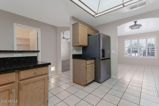 10773 W TONOPAH Drive, Peoria, AZ 85373