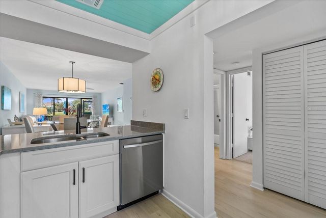 1124 BIRD BAY WAY 181, Venice, FL 34285