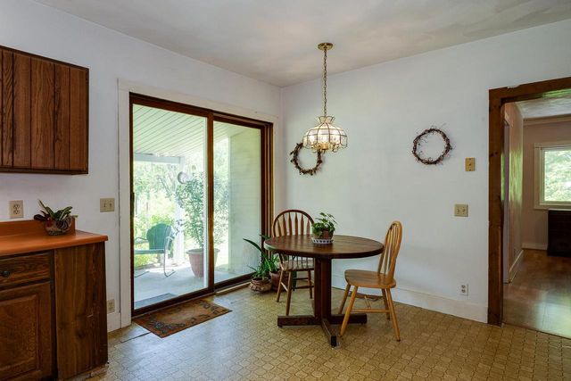 3402 Rutland Dunn Town Line Road, Stoughton, WI 53589