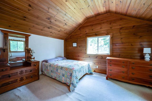 3402 Rutland Dunn Town Line Road, Stoughton, WI 53589