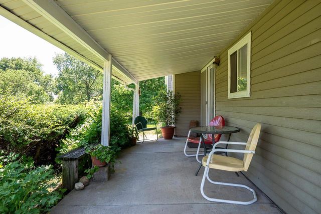 3402 Rutland Dunn Town Line Road, Stoughton, WI 53589