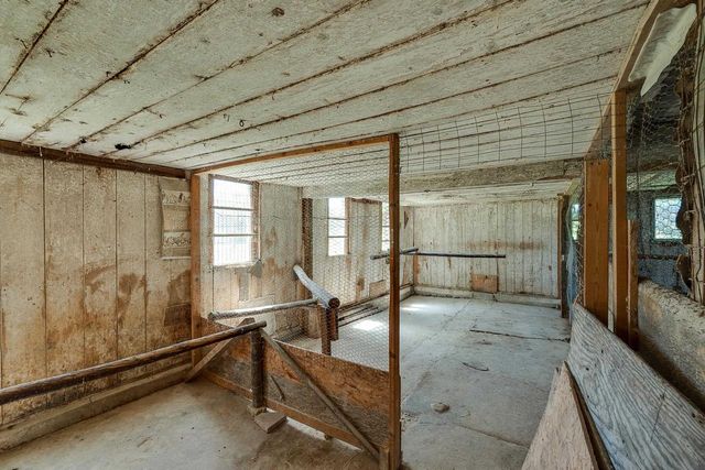 3402 Rutland Dunn Town Line Road, Stoughton, WI 53589