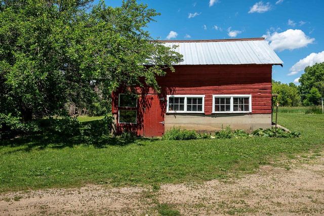 3402 Rutland Dunn Town Line Road, Stoughton, WI 53589