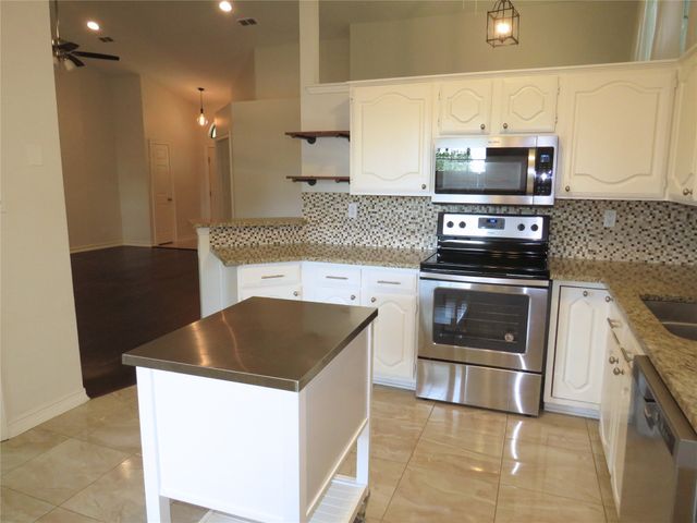 2308 Crestmeadow Street, Denton, TX 76207