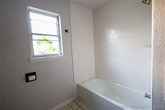 1017 W 15th, Sulphur, OK 73086