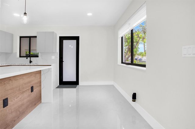 740 NE 43rd Ct, Deerfield Beach, FL 33064