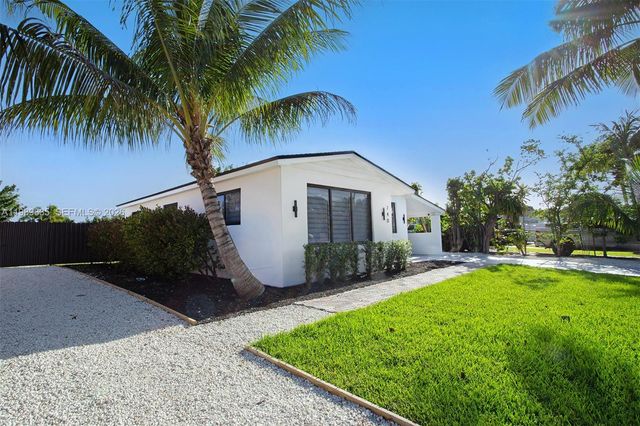 740 NE 43rd Ct, Deerfield Beach, FL 33064