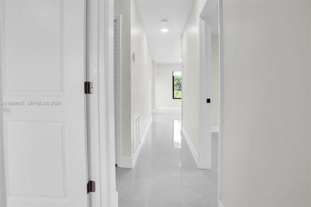 740 NE 43rd Ct, Deerfield Beach, FL 33064