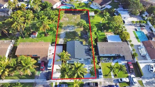 740 NE 43rd Ct, Deerfield Beach, FL 33064