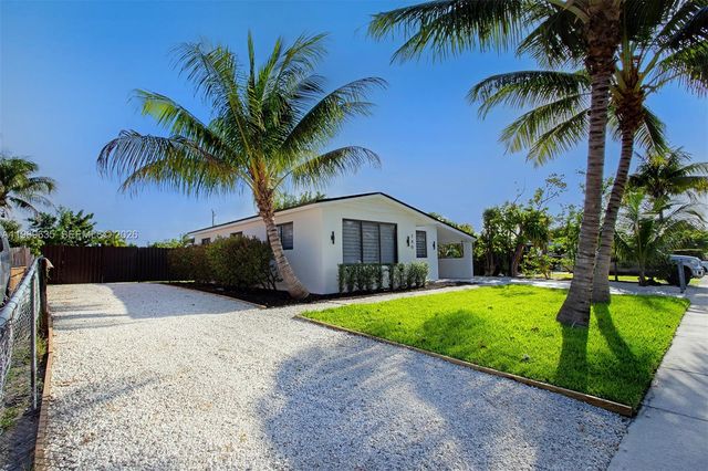 740 NE 43rd Ct, Deerfield Beach, FL 33064