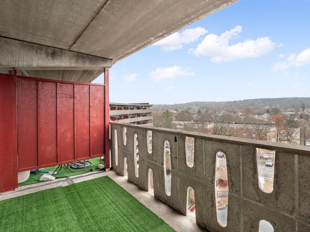 200 Swanton St 717, Winchester, MA 01890