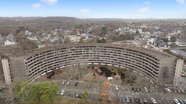 200 Swanton St 717, Winchester, MA 01890