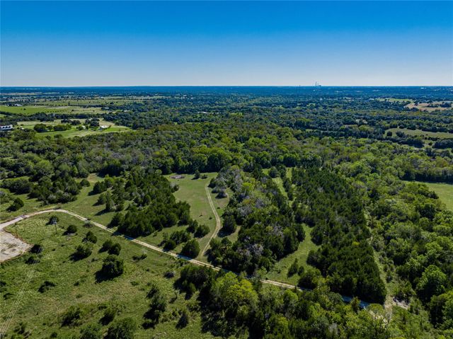 1489 Fm 1457, Round Top, TX 78954