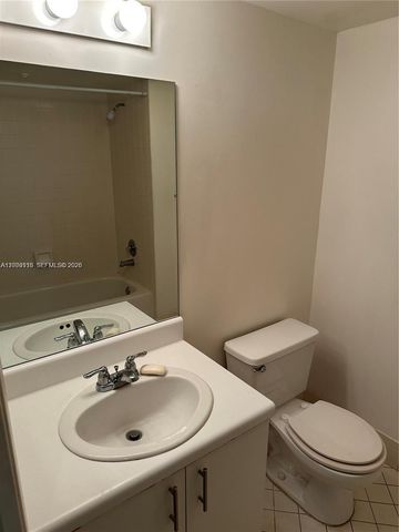 800 SW 137th Ave 404G, Pembroke Pines, FL 33027