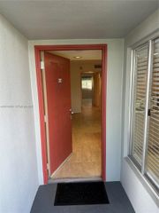 800 SW 137th Ave 404G, Pembroke Pines, FL 33027