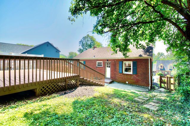 131 Kennedy Road, Fort Wright, KY 41011