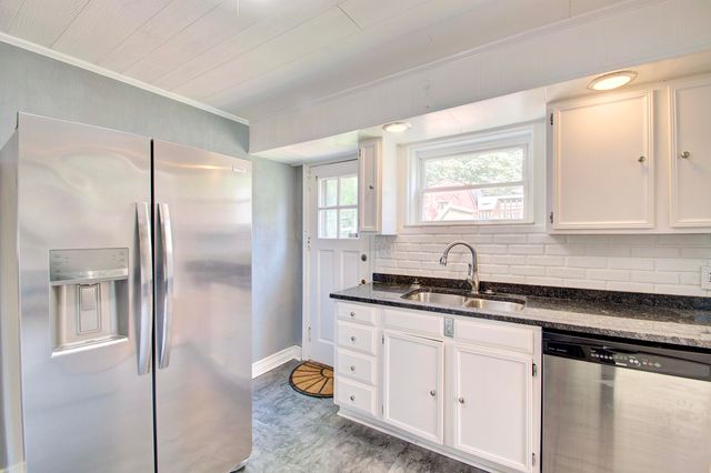 131 Kennedy Road, Fort Wright, KY 41011